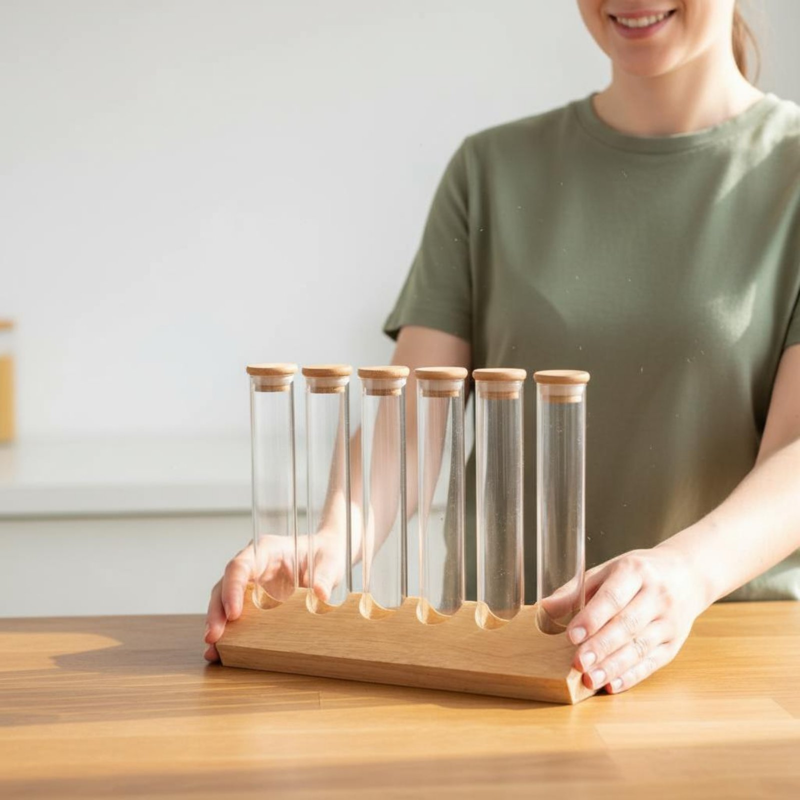 Display Stand Wood - Ensemble de conteneurs en verre avec